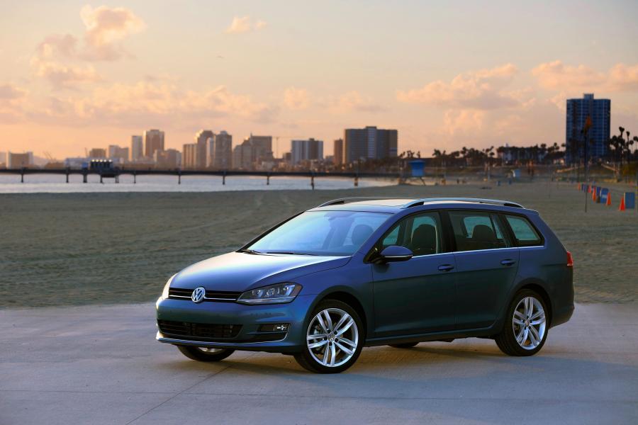  Volkswagen Golf SportWagen 2015 года  (US) (фото 4 из 25)
